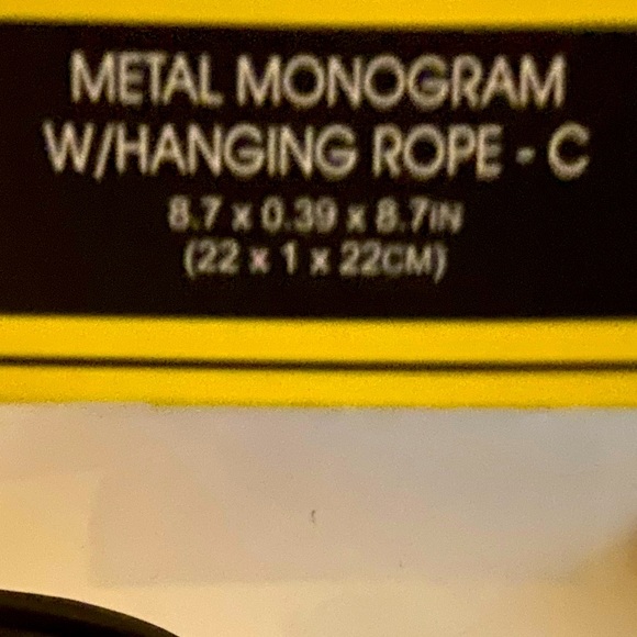 NWT🏷🖤🤍Metal Monogram “C” Hanging Decor - Picture 5 of 6